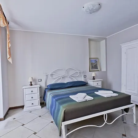 Nocleg ze śniadaniem 2 Terrazze 3*
